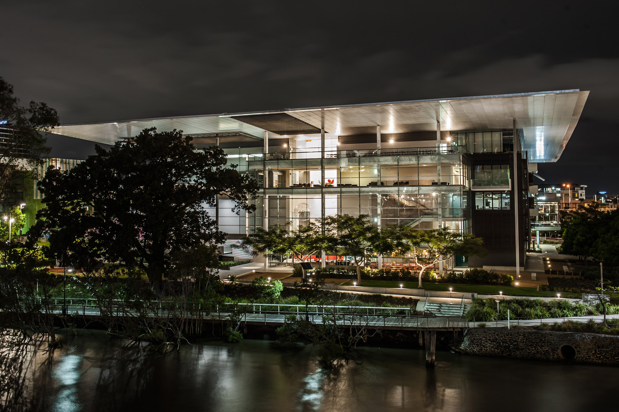 Queensland Gallery of Modern Art Exterior Raylinc Lighting